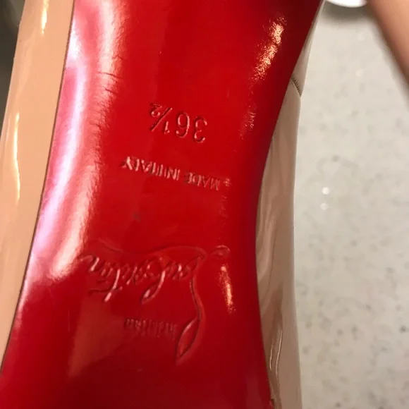 Christian Louboutin Nude Heels - Picture 4 of 14